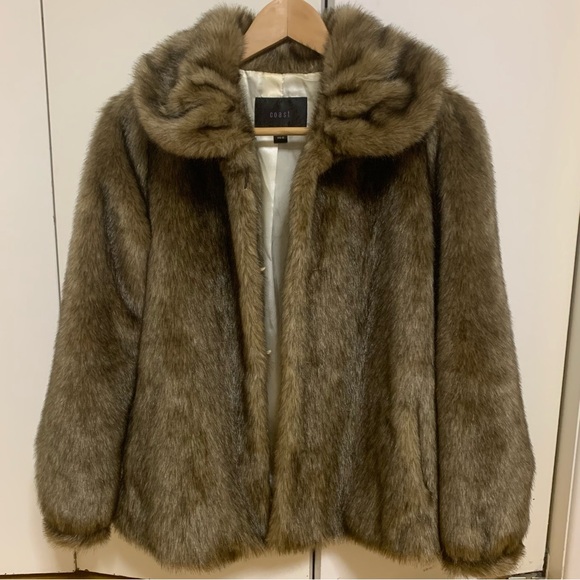 Mob Wife Brown Faux Fur Short Collar Jacket - Picture 4 of 6
